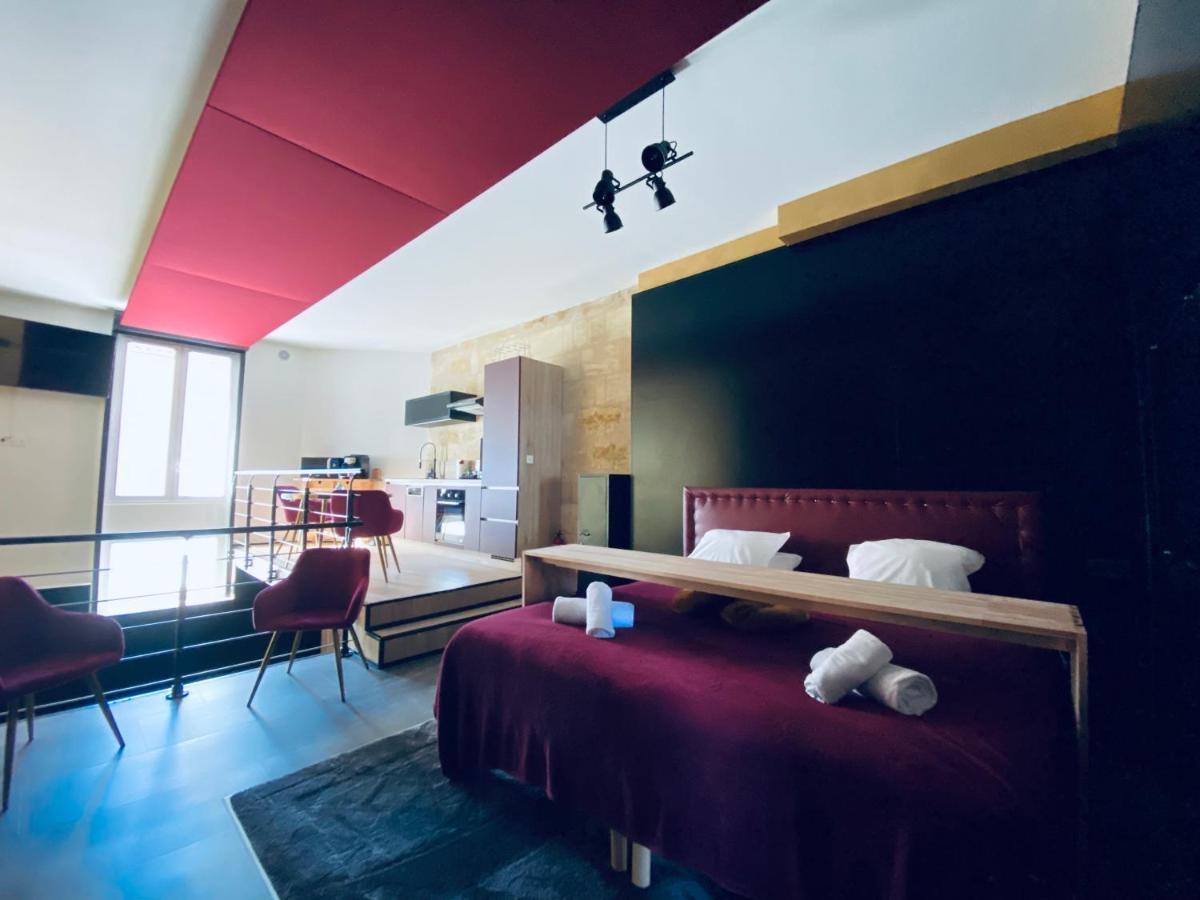 Mieuxqualhotel Jacuzzi Privatif Love Room Bordeaux Exterior foto